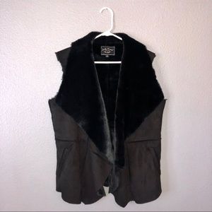 Lucky Brand Suede/Faux fur Vest